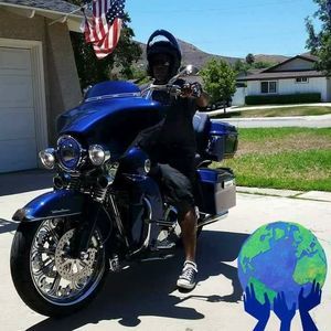 Meet your Posher, Derek